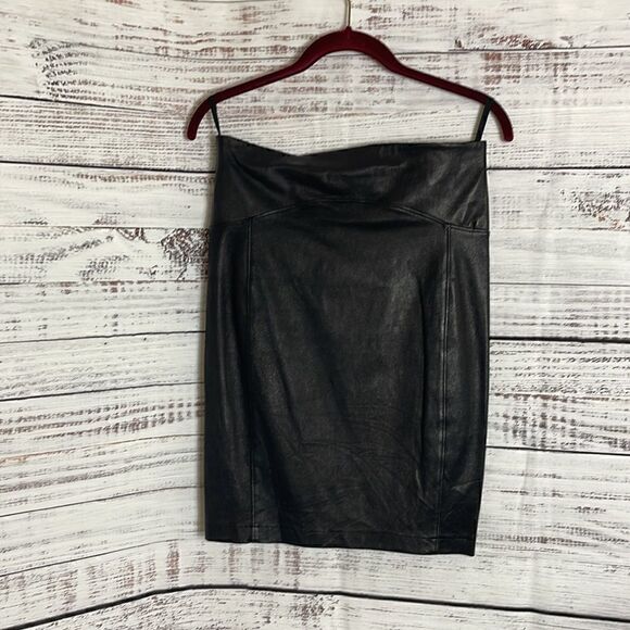 GBTSO Revolve Skirt Womens Sz 0 lambskin Genuine leather Lycra Mini Pencil Black - Picture 7 of 8